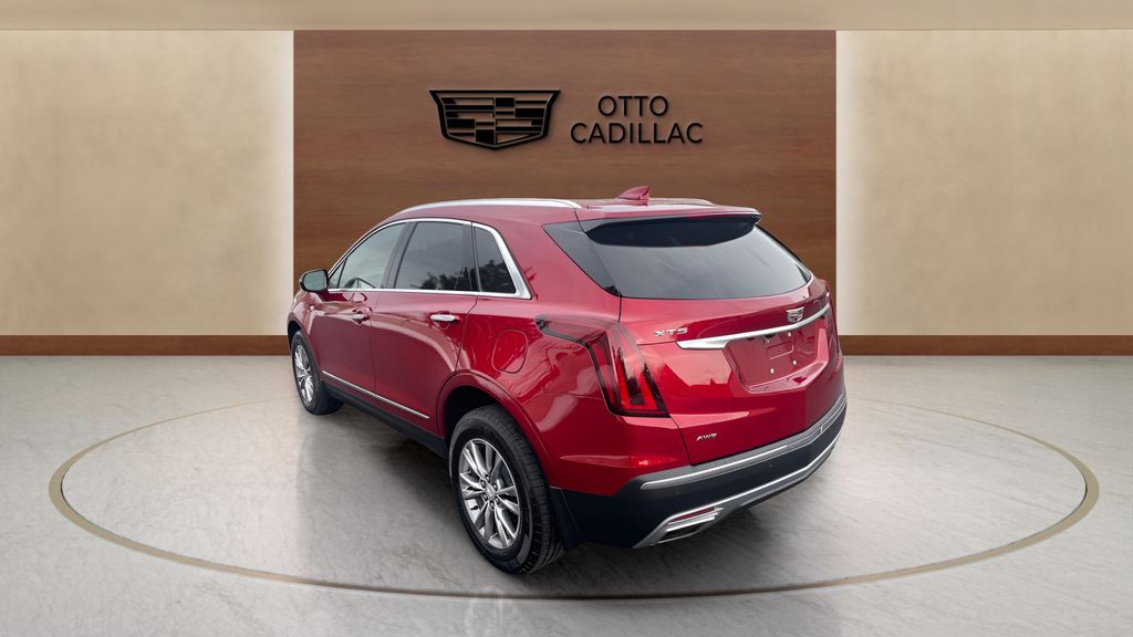 used 2022 Cadillac XT5 car, priced at $36,950