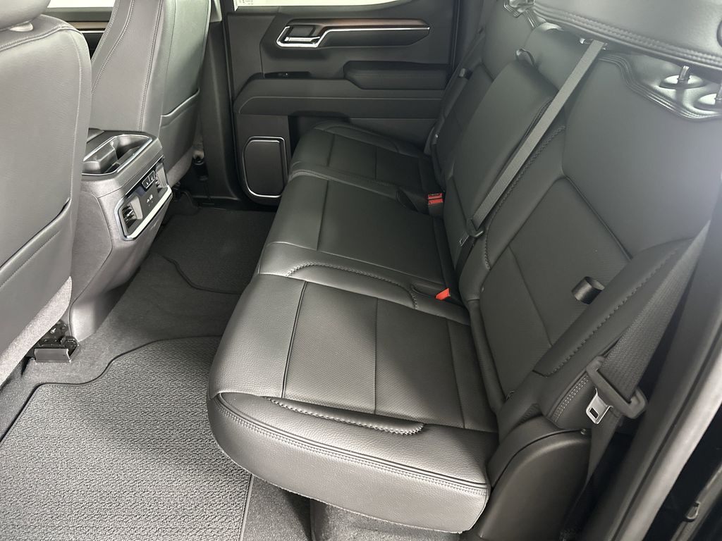 new 2025 GMC Sierra 1500 car, priced at $69,694
