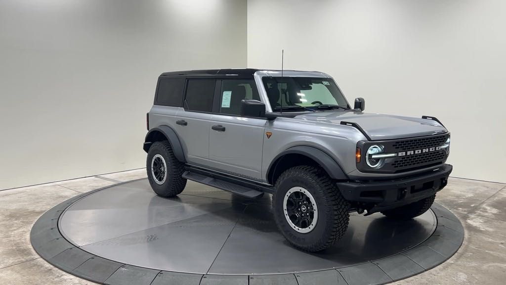 new 2024 Ford Bronco car, priced at $59,770