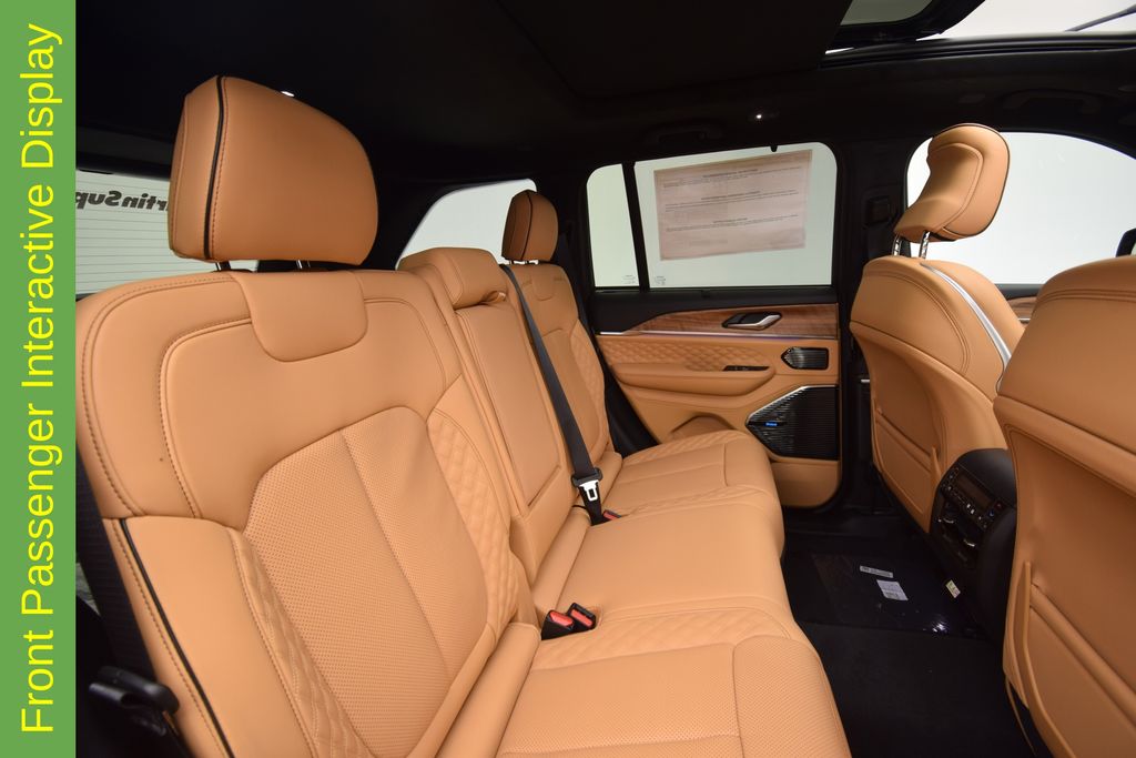 new 2025 Jeep Grand Cherokee car, priced at $63,876