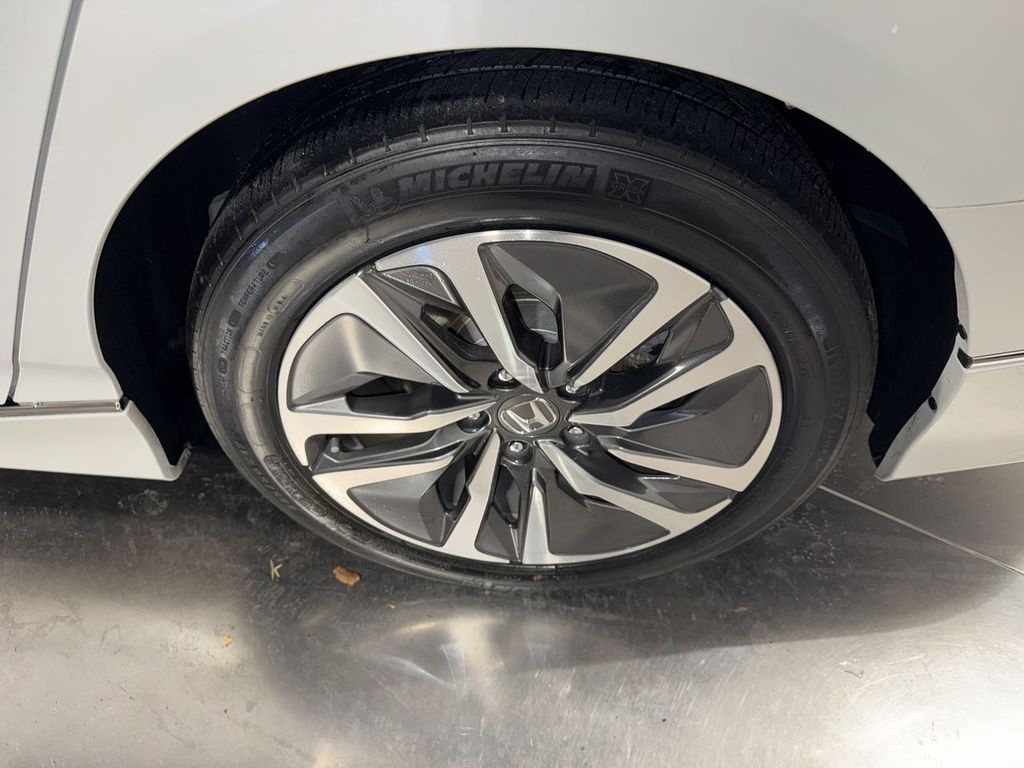 used 2021 Honda Accord Hybrid car, priced at $24,131