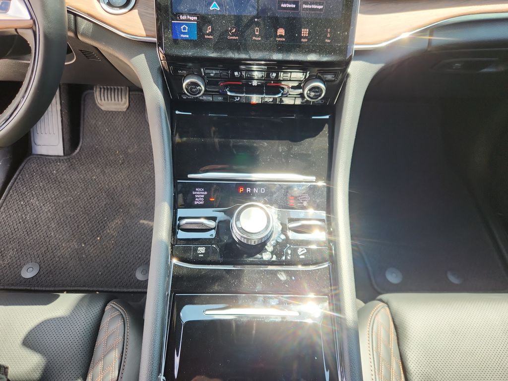 new 2025 Jeep Grand Cherokee L car, priced at $64,753