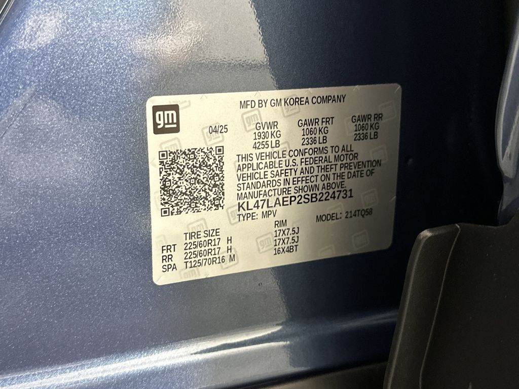 new 2025 Buick Envista car, priced at $27,375