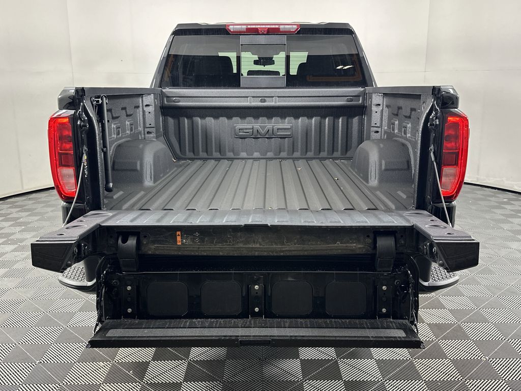 new 2025 GMC Sierra 1500 car, priced at $59,024