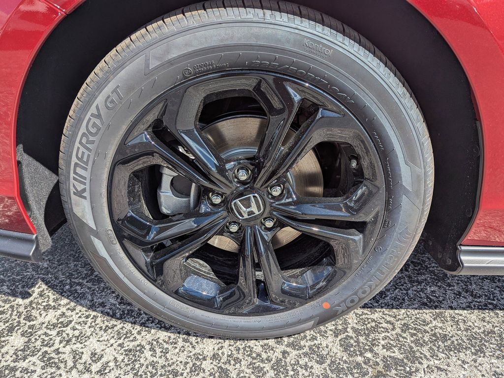new 2025 Honda Accord car, priced at $30,878