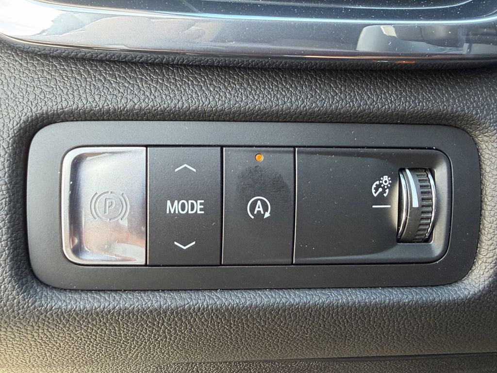 new 2026 GMC Acadia car, priced at $44,717