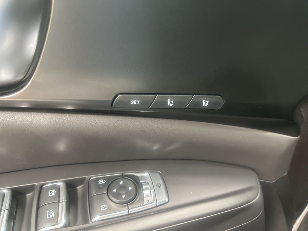 new 2026 Kia Carnival Hybrid car, priced at $52,598