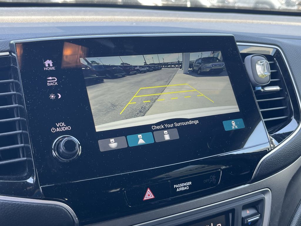 used 2022 Honda Pilot car, priced at $29,993