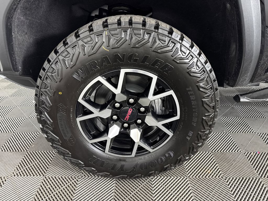 new 2025 GMC Canyon car, priced at $54,465