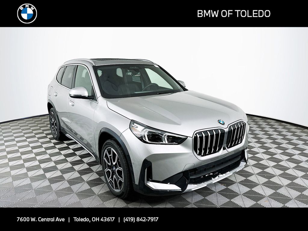 new 2025 BMW X1 car