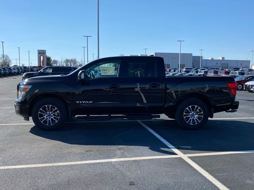 new 2024 Nissan Titan car, priced at $40,675