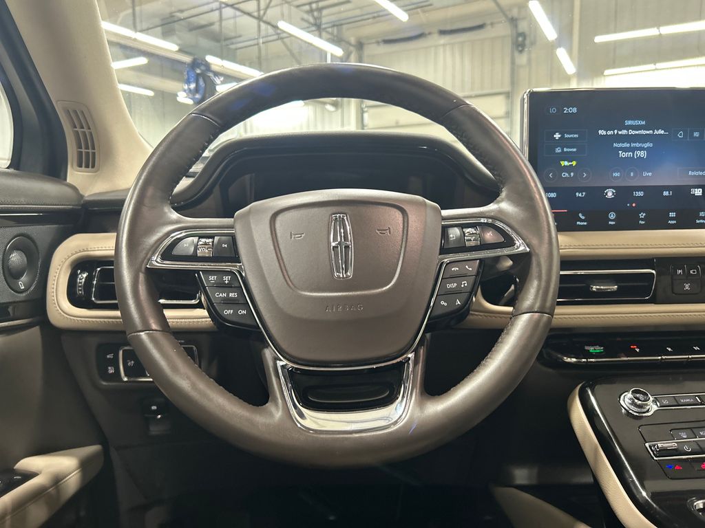 used 2022 Lincoln Nautilus car, priced at $35,794