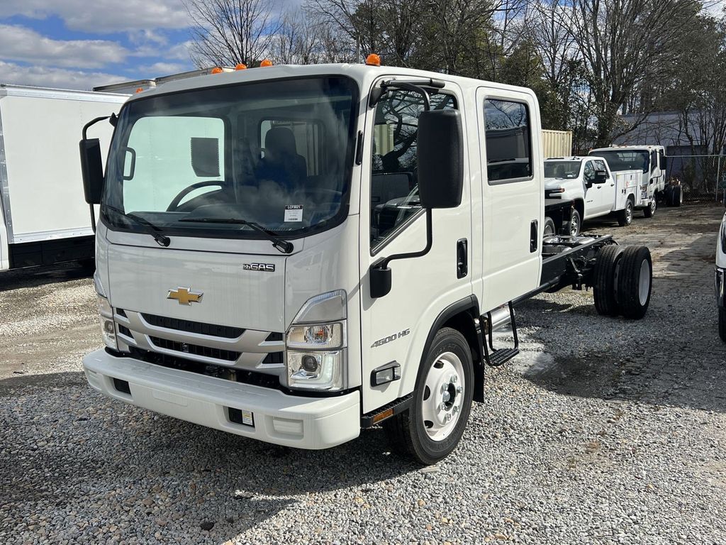 new 2025 Chevrolet 4500 HG LCF Gas car, priced at $76,570