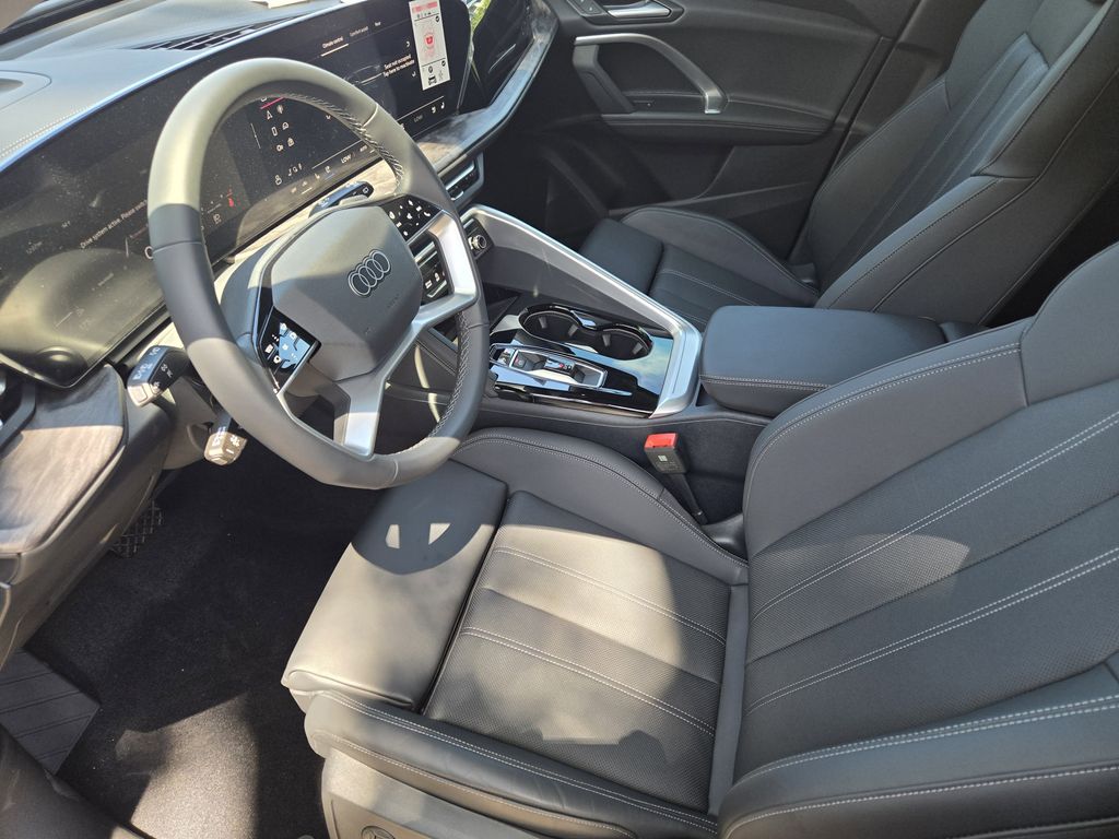 new 2025 Audi Q5 car, priced at $60,975
