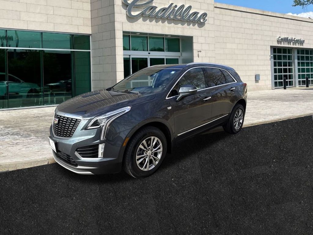 used 2021 Cadillac XT5 car, priced at $32,350