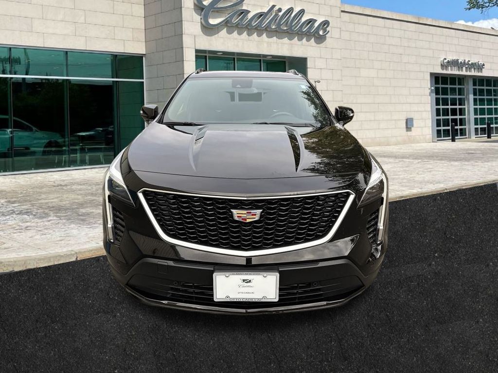 used 2023 Cadillac XT4 car, priced at $37,750