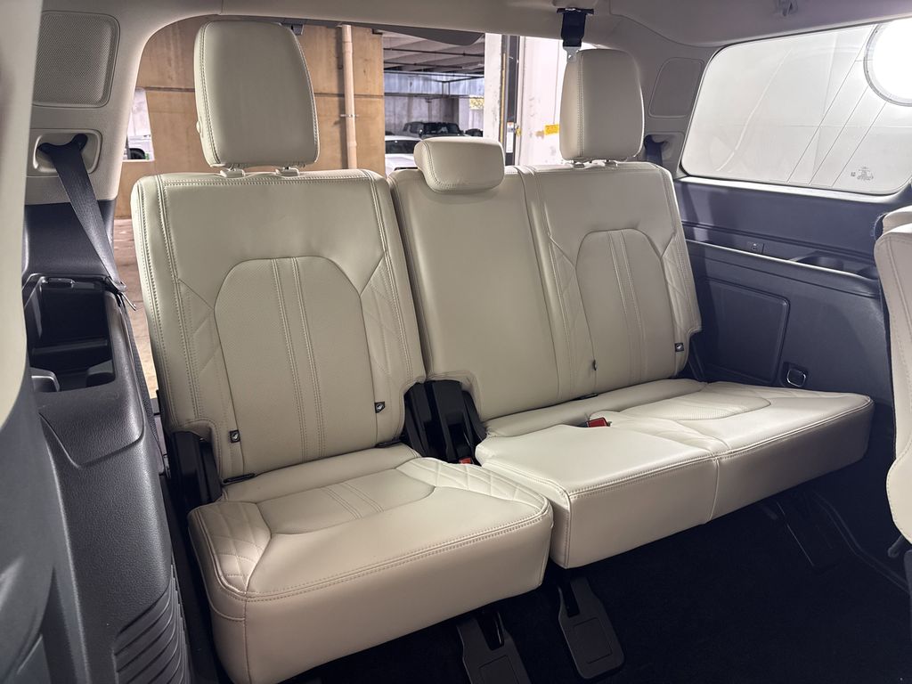 used 2020 Ford Expedition car