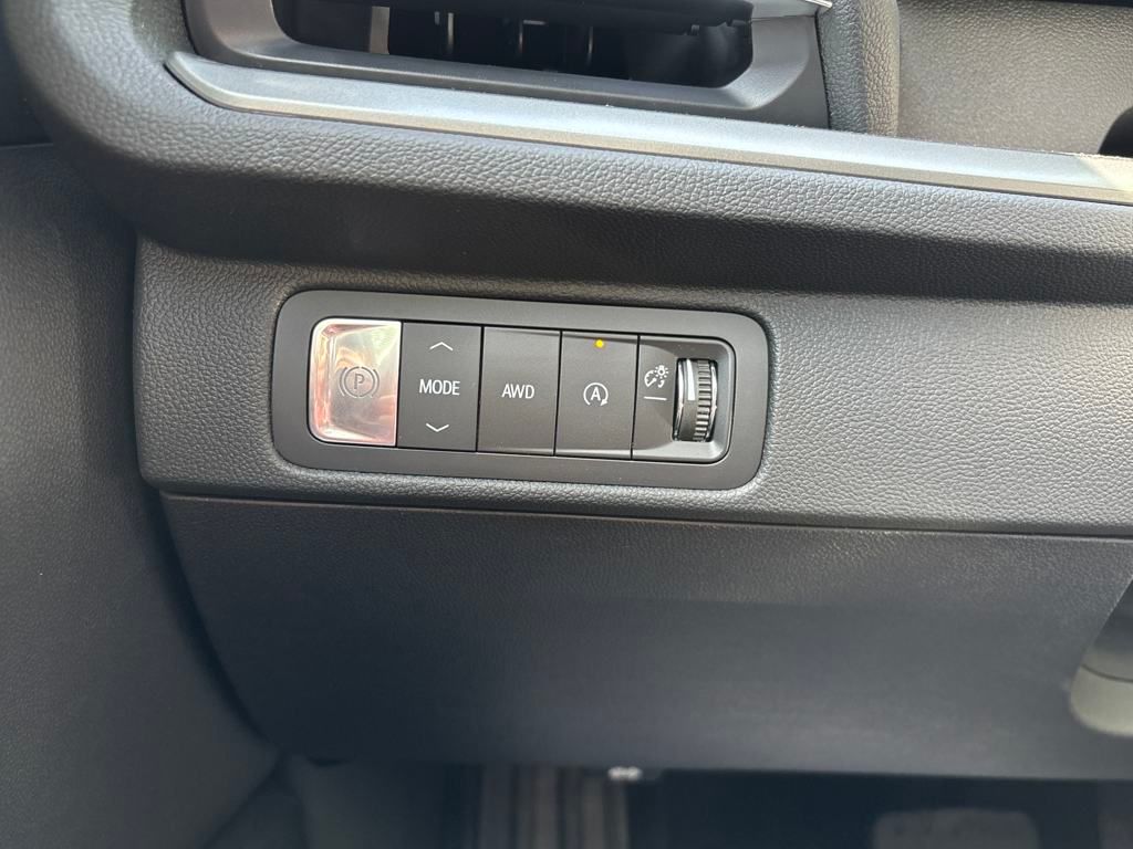 new 2025 Chevrolet Traverse car, priced at $46,190