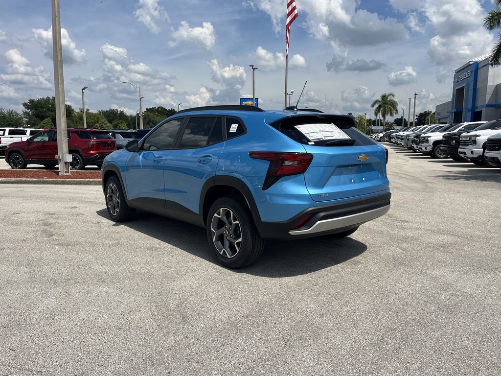 new 2025 Chevrolet Trax car, priced at $22,728