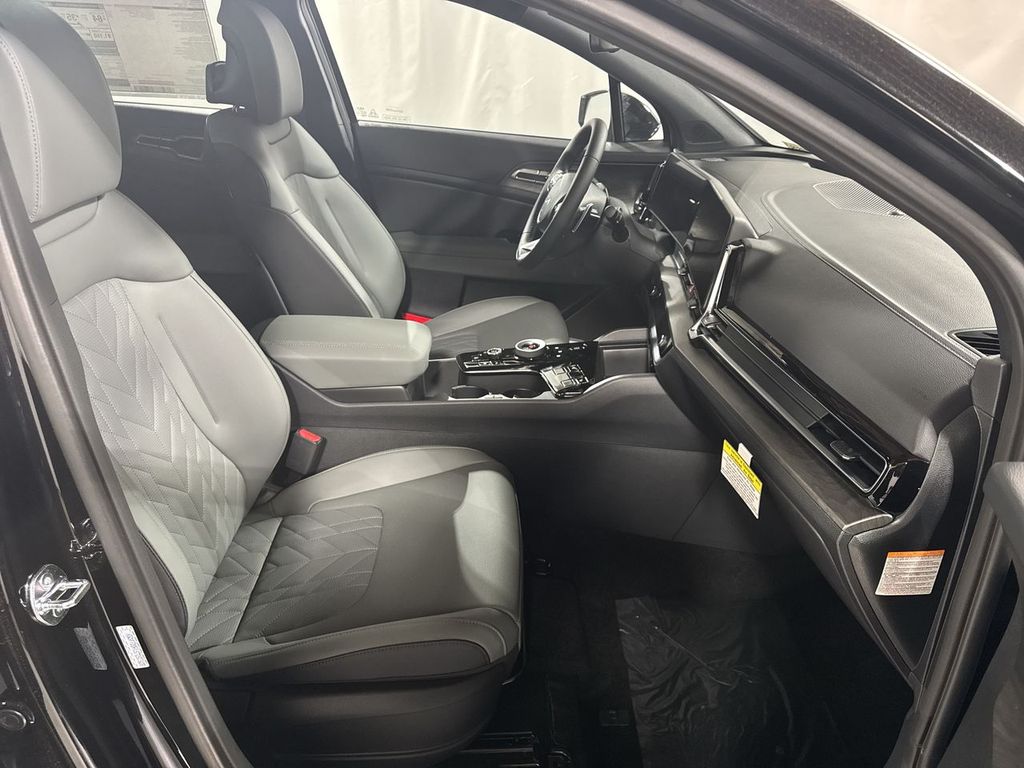 new 2025 Kia Sportage Plug-In Hybrid car, priced at $41,096