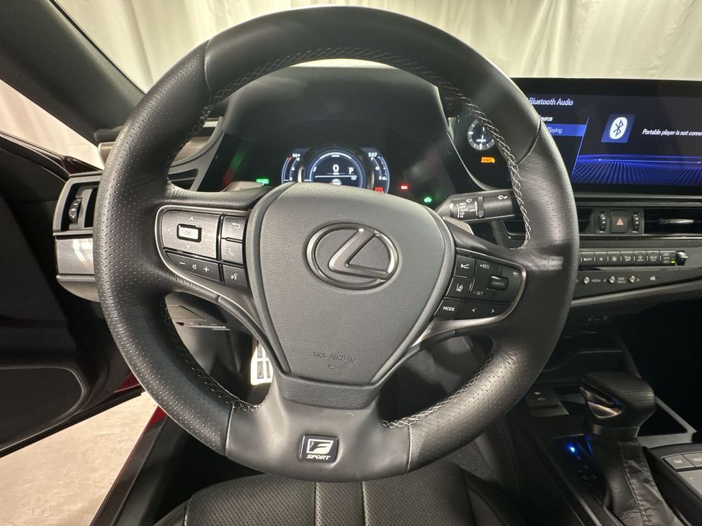 used 2022 Lexus ES car, priced at $37,992