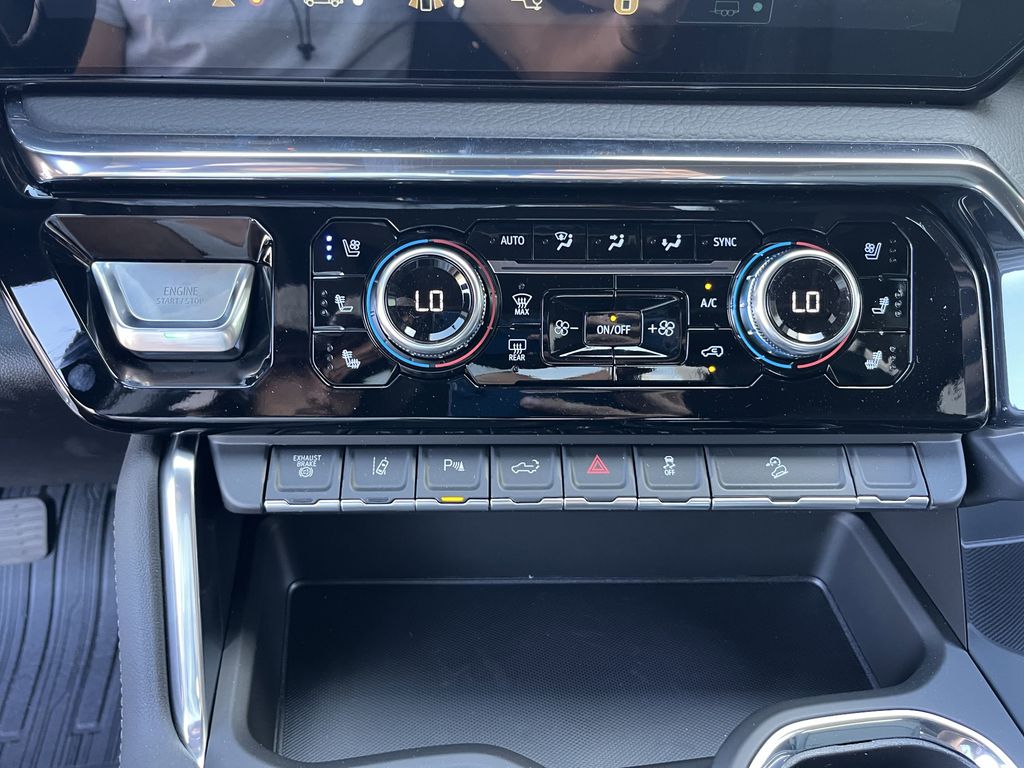 new 2025 GMC Sierra 2500HD car, priced at $78,336