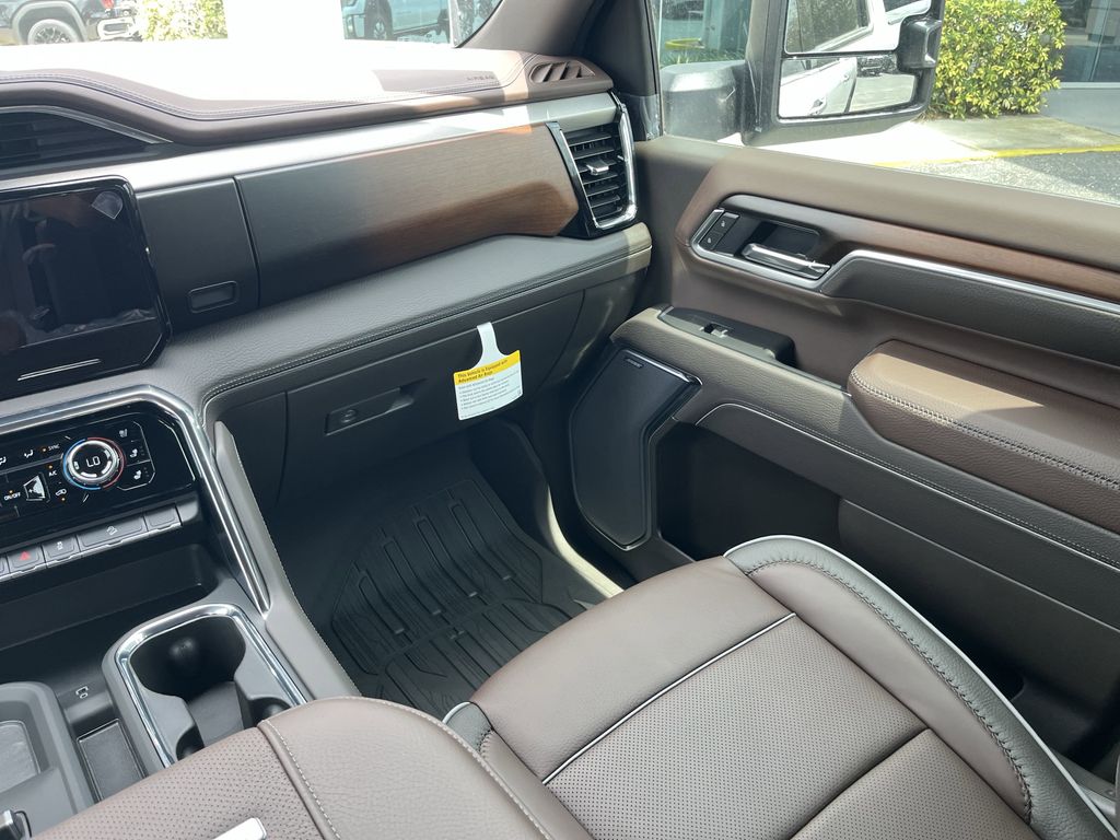 new 2025 GMC Sierra 2500HD car, priced at $89,650