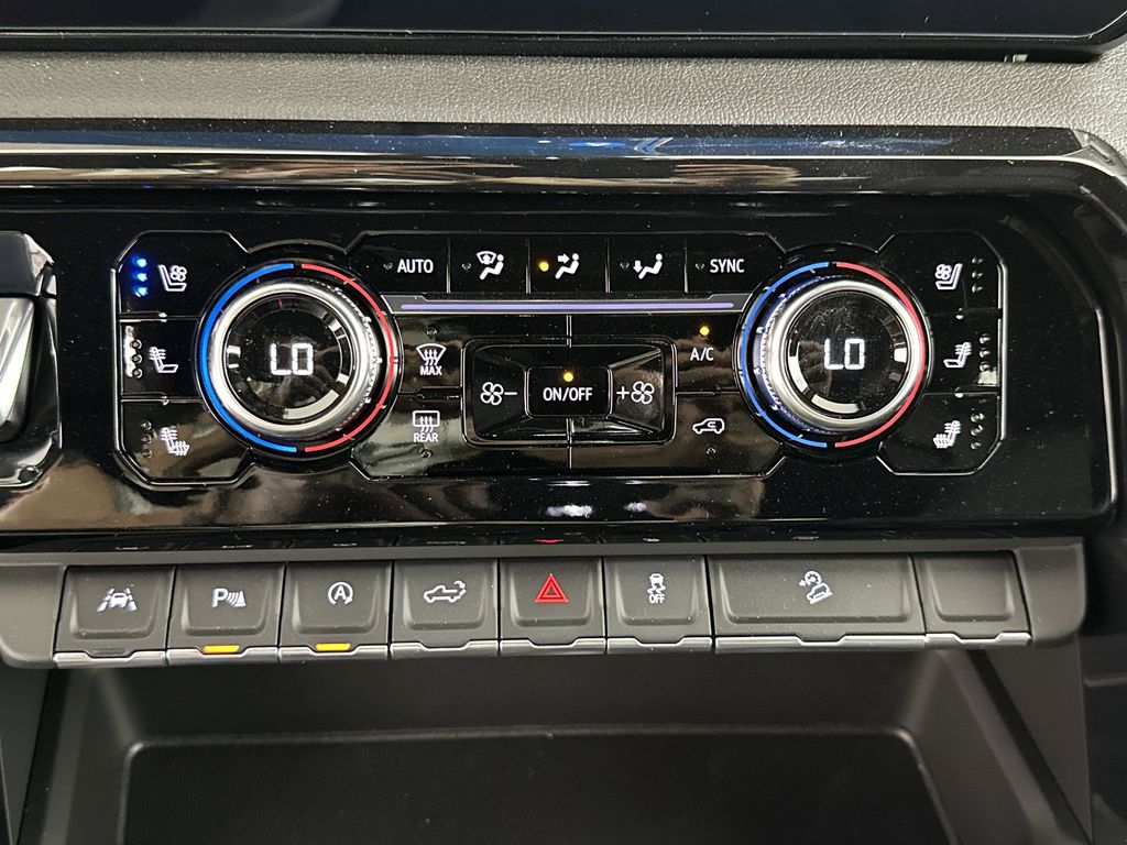 new 2025 GMC Sierra 1500 car, priced at $69,299