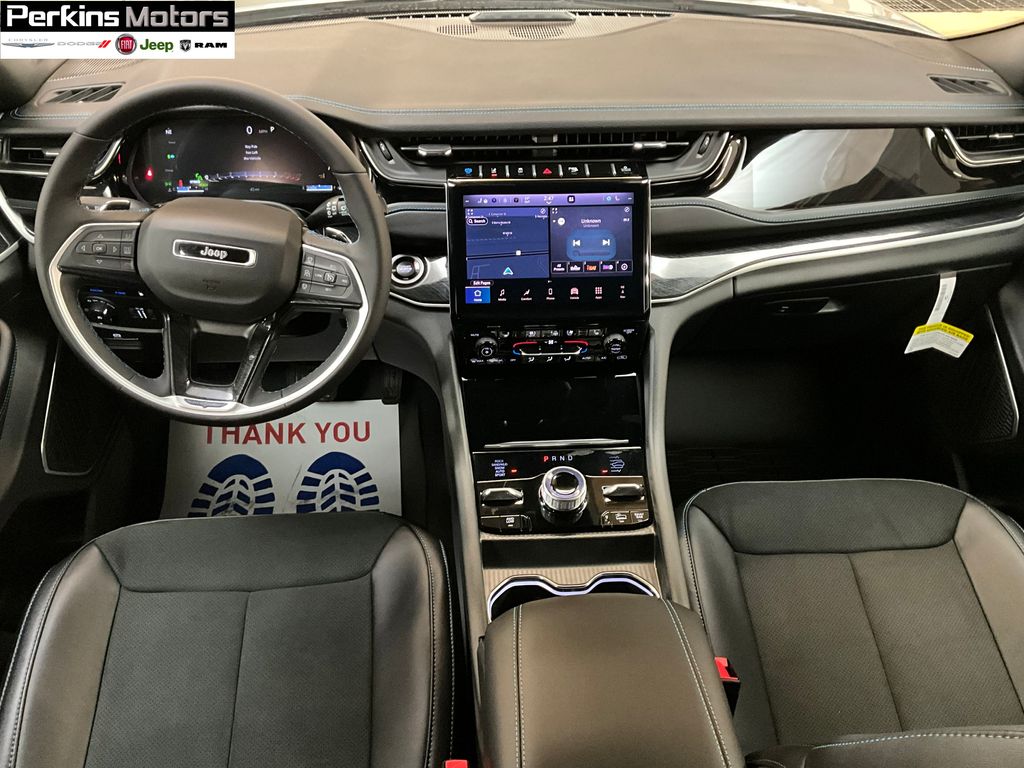 new 2025 Jeep Grand Cherokee car, priced at $66,005