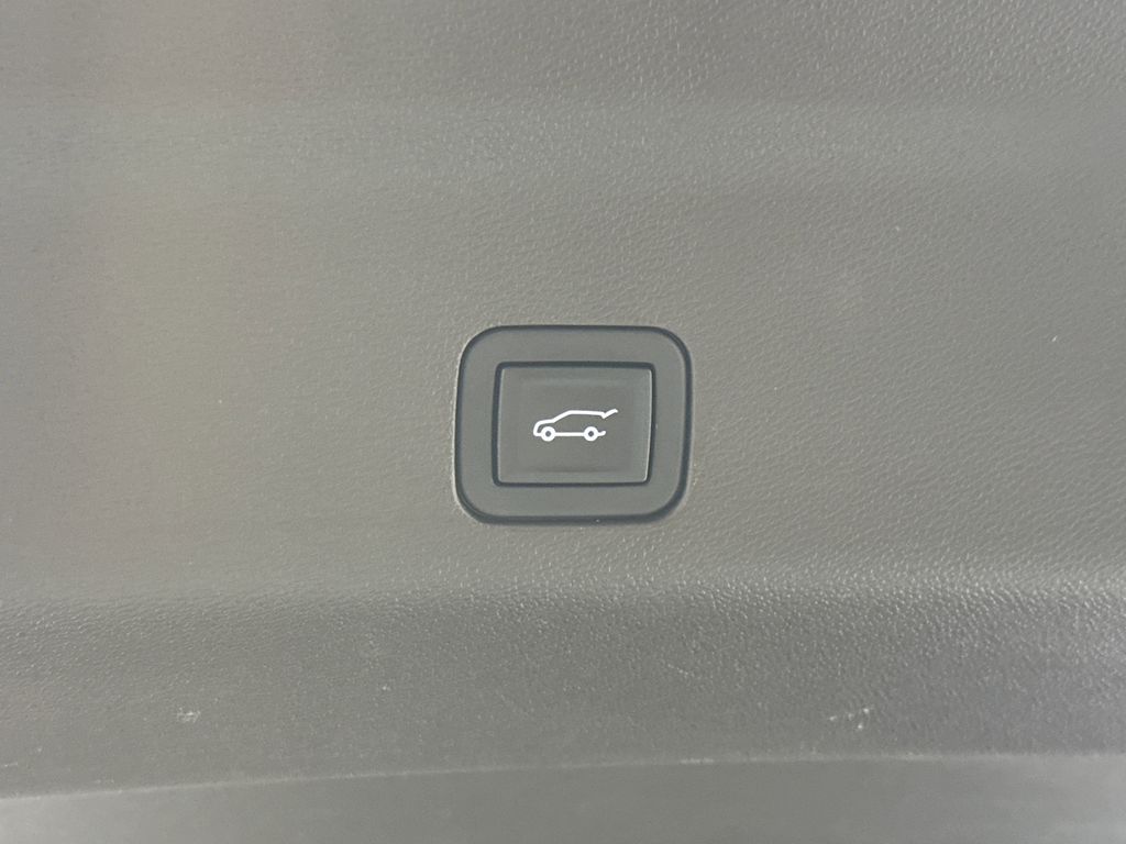 used 2023 GMC Yukon car, priced at $66,936