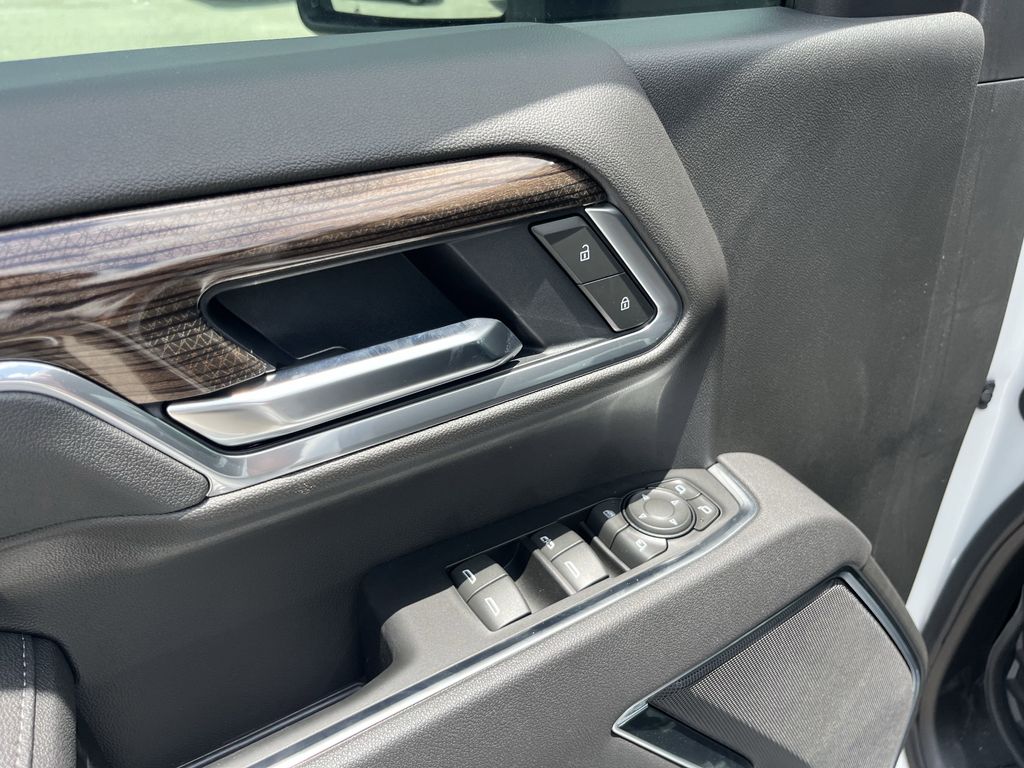 new 2025 Chevrolet Silverado 2500HD car, priced at $66,003