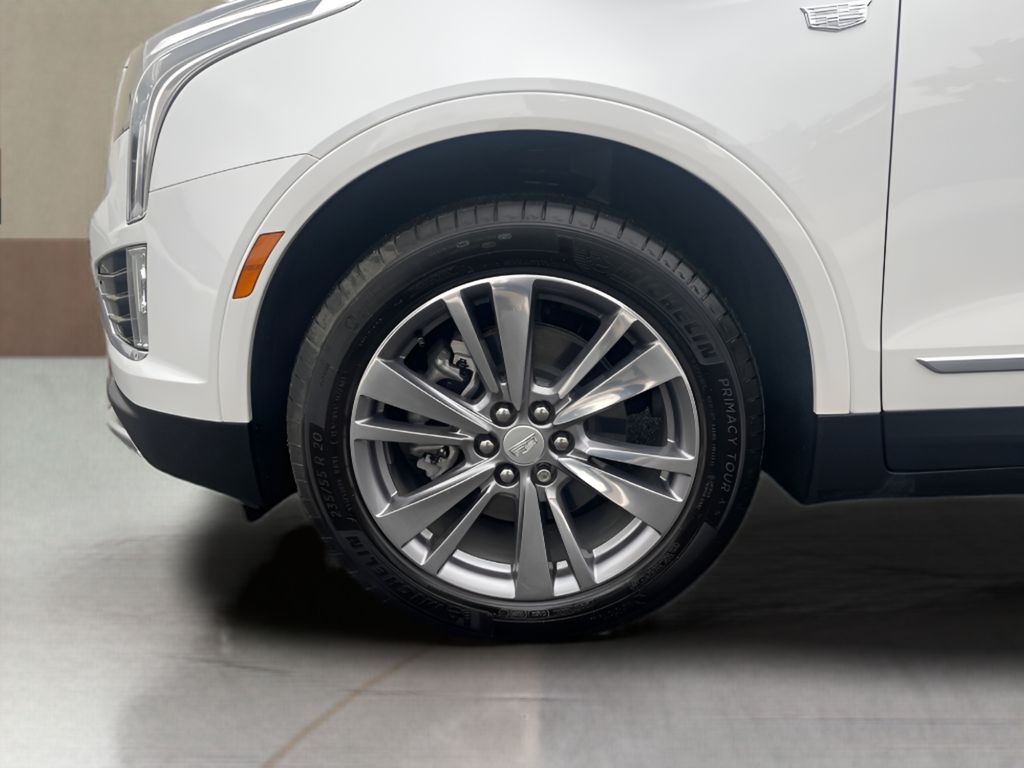 used 2024 Cadillac XT5 car, priced at $46,750