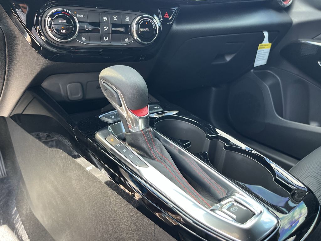 new 2025 Chevrolet Trax car, priced at $26,766