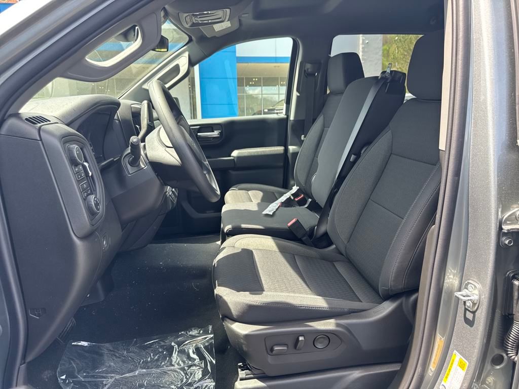 new 2025 Chevrolet Silverado 1500 car, priced at $46,119