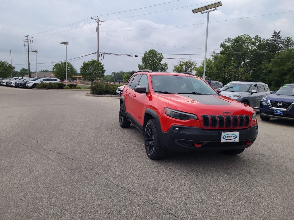 used 2019 Jeep Cherokee car, priced at $17,637