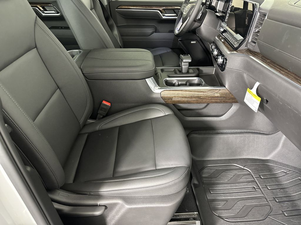 new 2025 GMC Sierra 1500 car, priced at $61,284
