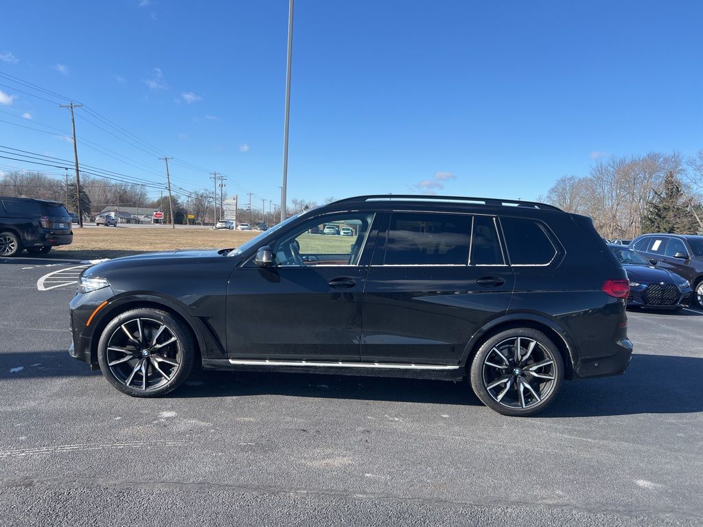 used 2022 BMW X7 car, priced at $56,074