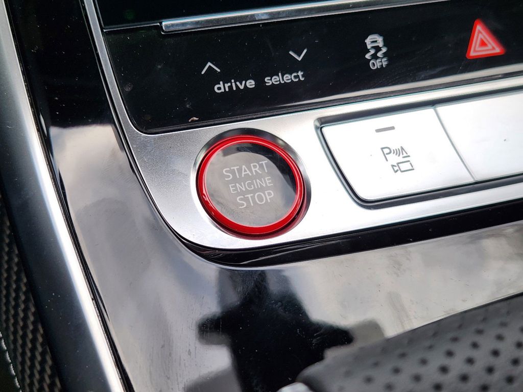 new 2025 Audi SQ7 car, priced at $99,990