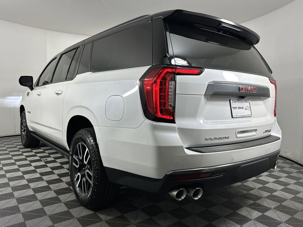 used 2024 GMC Yukon XL car, priced at $71,103