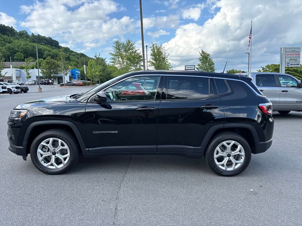 new 2025 Jeep Compass car, priced at $26,990