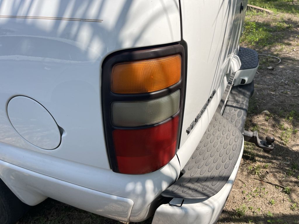 used 2006 GMC Yukon XL car, priced at $4,991