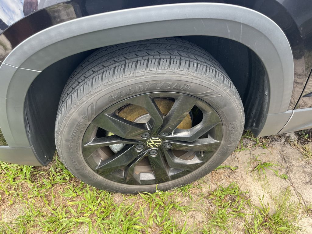used 2022 Volkswagen Taos car, priced at $18,592