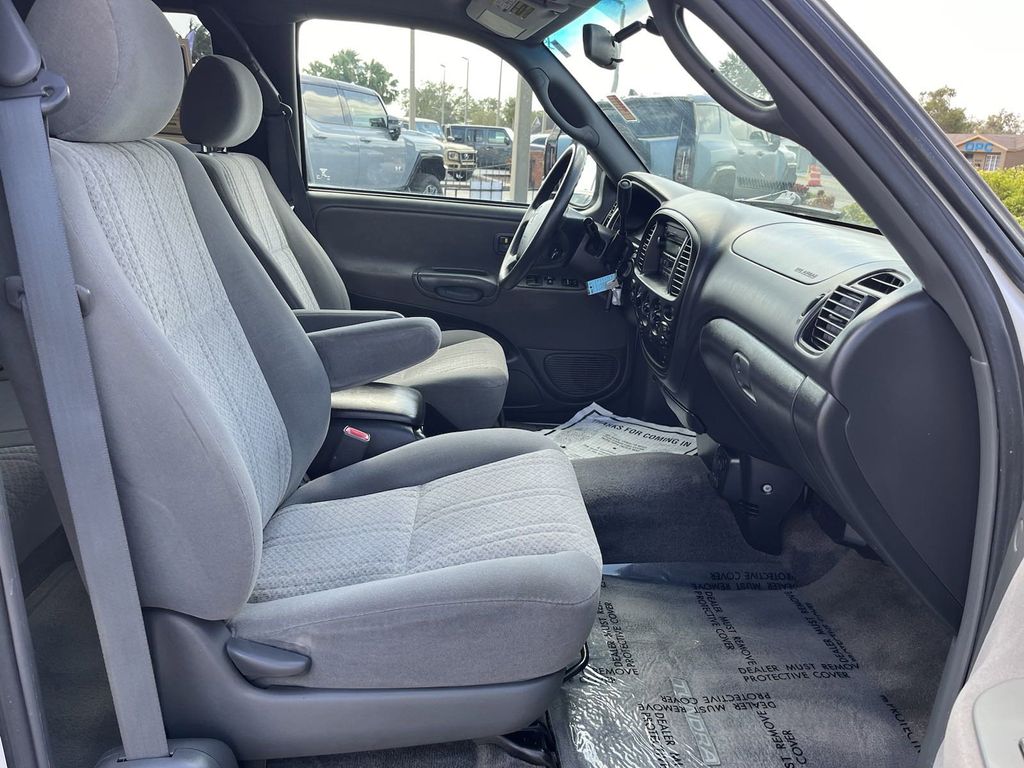 used 2006 Toyota Tundra car, priced at $12,498