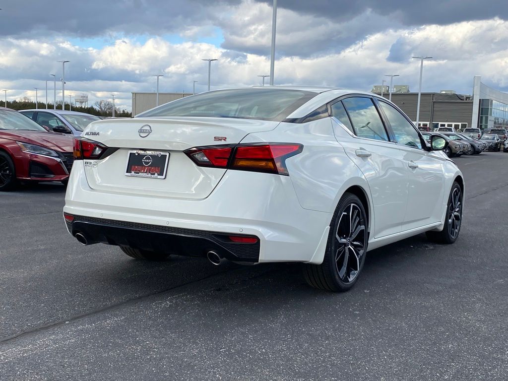 new 2025 Nissan Altima car, priced at $31,292