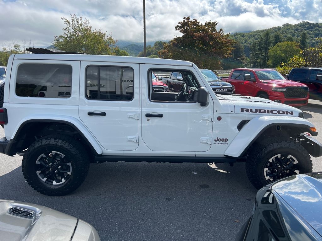 new 2025 Jeep Wrangler car, priced at $64,990