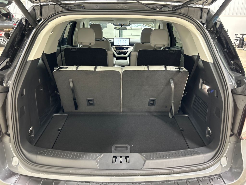 new 2025 Ford Explorer car, priced at $45,826