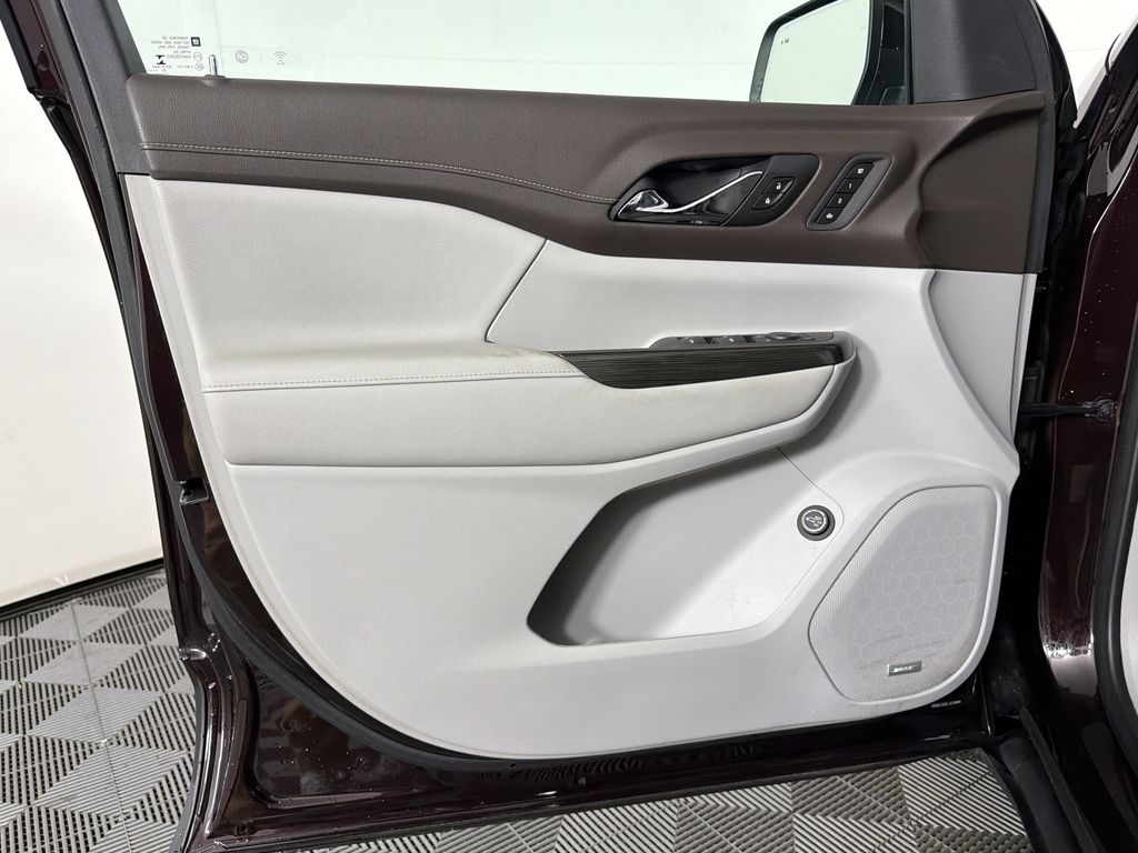 used 2021 GMC Acadia car, priced at $29,649