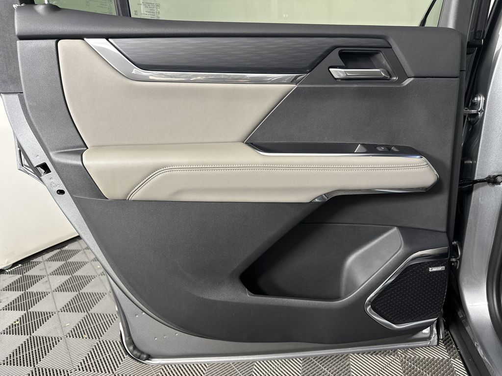 new 2025 GMC Acadia car, priced at $45,425
