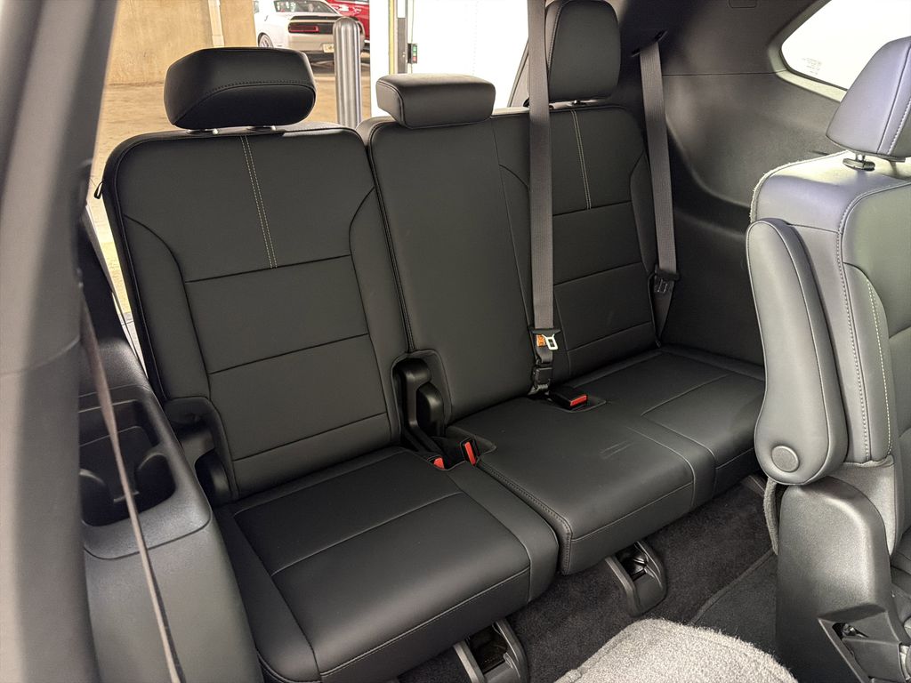 new 2025 GMC Acadia car, priced at $40,830