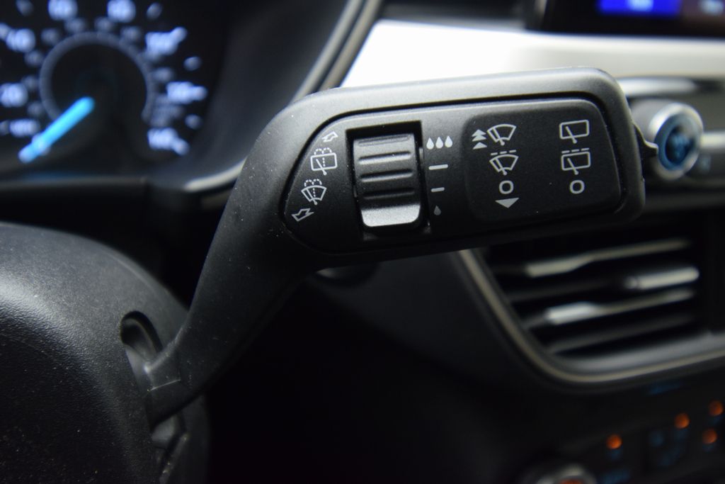 used 2022 Ford Escape car, priced at $19,000